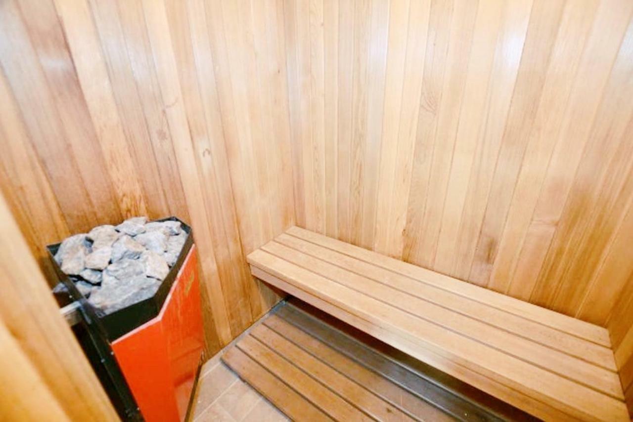 Spacious Chalet Close To The Village & Golf Блу Маунтинс Екстериор снимка